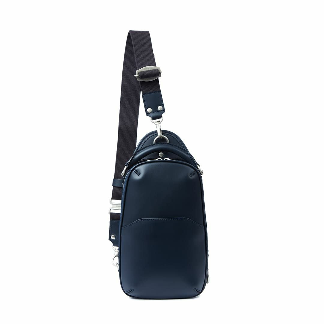 HERGOPOCH ネイビーレザーボディバックMade in Japan HERGOPOCH（エルゴポック） No.06 ワキシングレザー ボディバッグ ワン