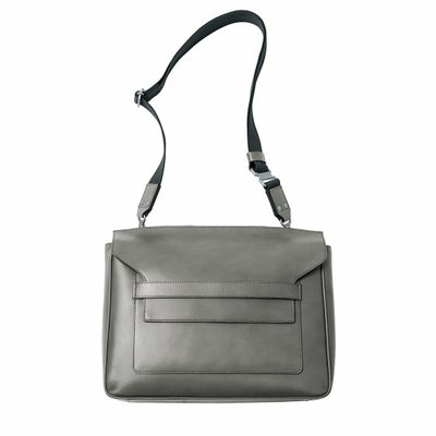 ワキシングレザー フラップショルダーバッグA4 06N-FSチャコールグレー